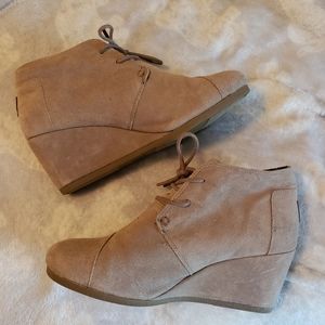 Toms Suede Wedge Booties